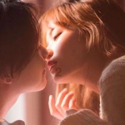 救援秀气的男孩